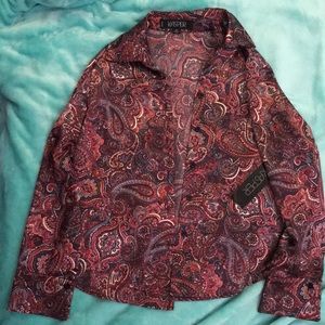 Long sleeve, button up